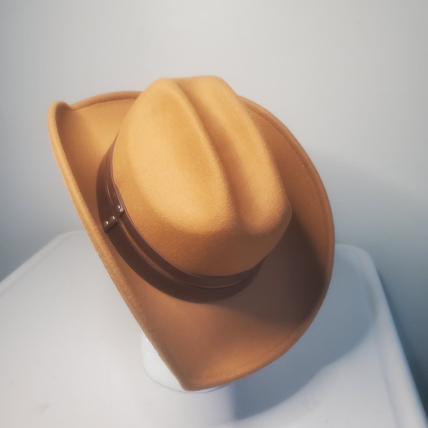 Treasure & Bond Trimmed Cowboy Hat in Camel Combo